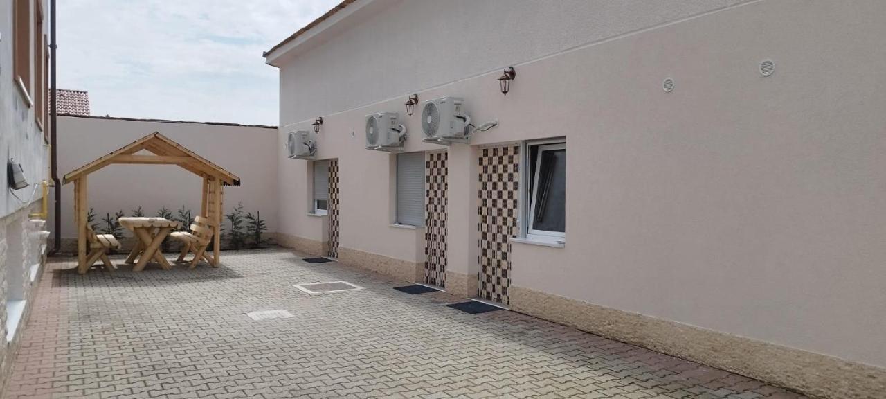 Cazare Hofmann Arad Extérieur photo